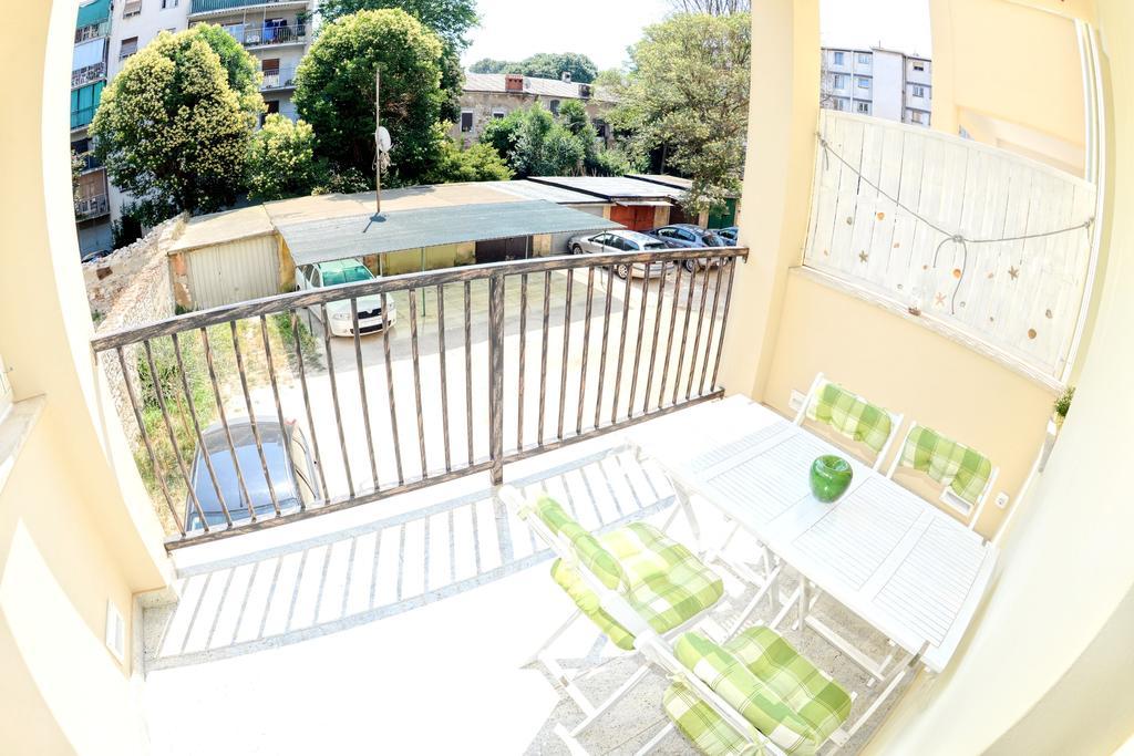 شقة بولا  في Apartman Harmony المظهر الخارجي الصورة